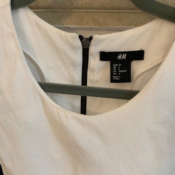 H&M Colorblock Top - Picture 2 of 5